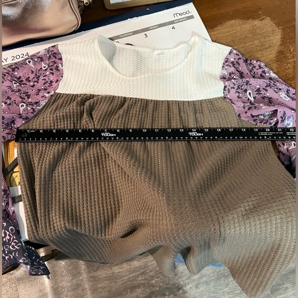 Waffle Knit Color Block Top with Sheer Floral Sleeves - Picture 7 of 9